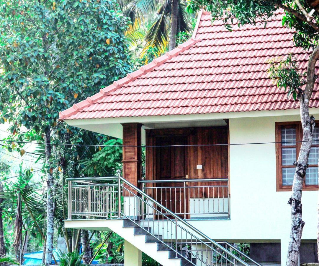 Aramana Holiday Inn Alappuzha 객실 사진